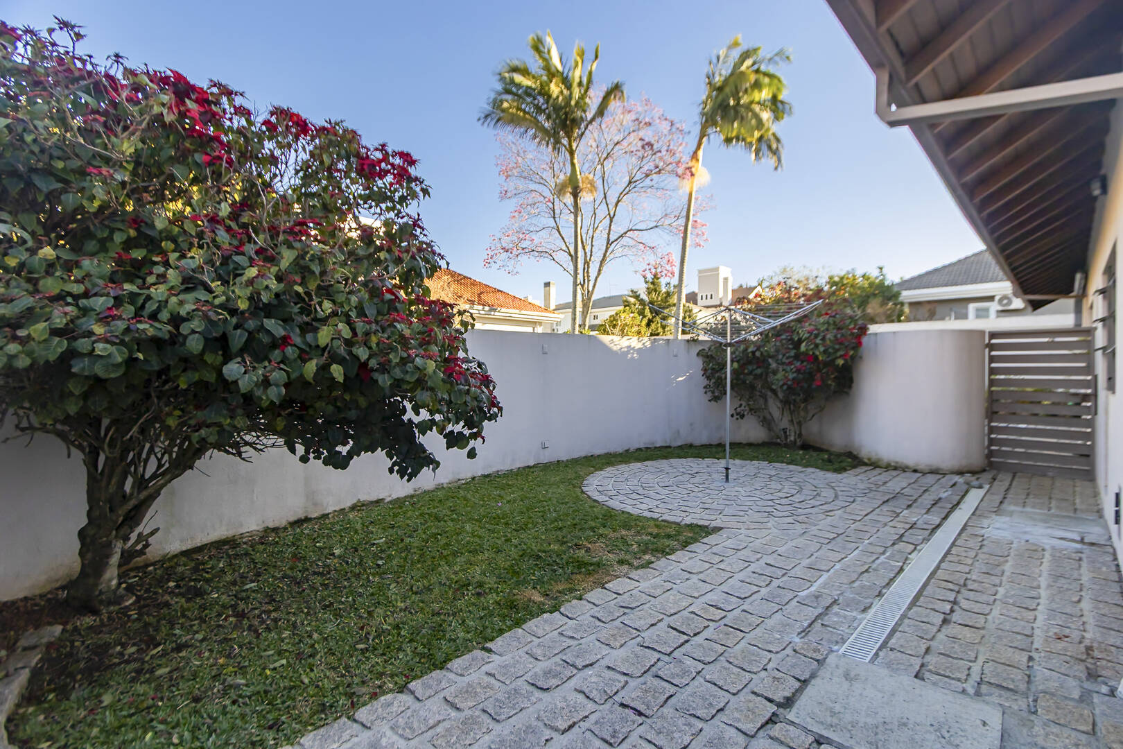 Casa à venda com 4 quartos, 278m² - Foto 13