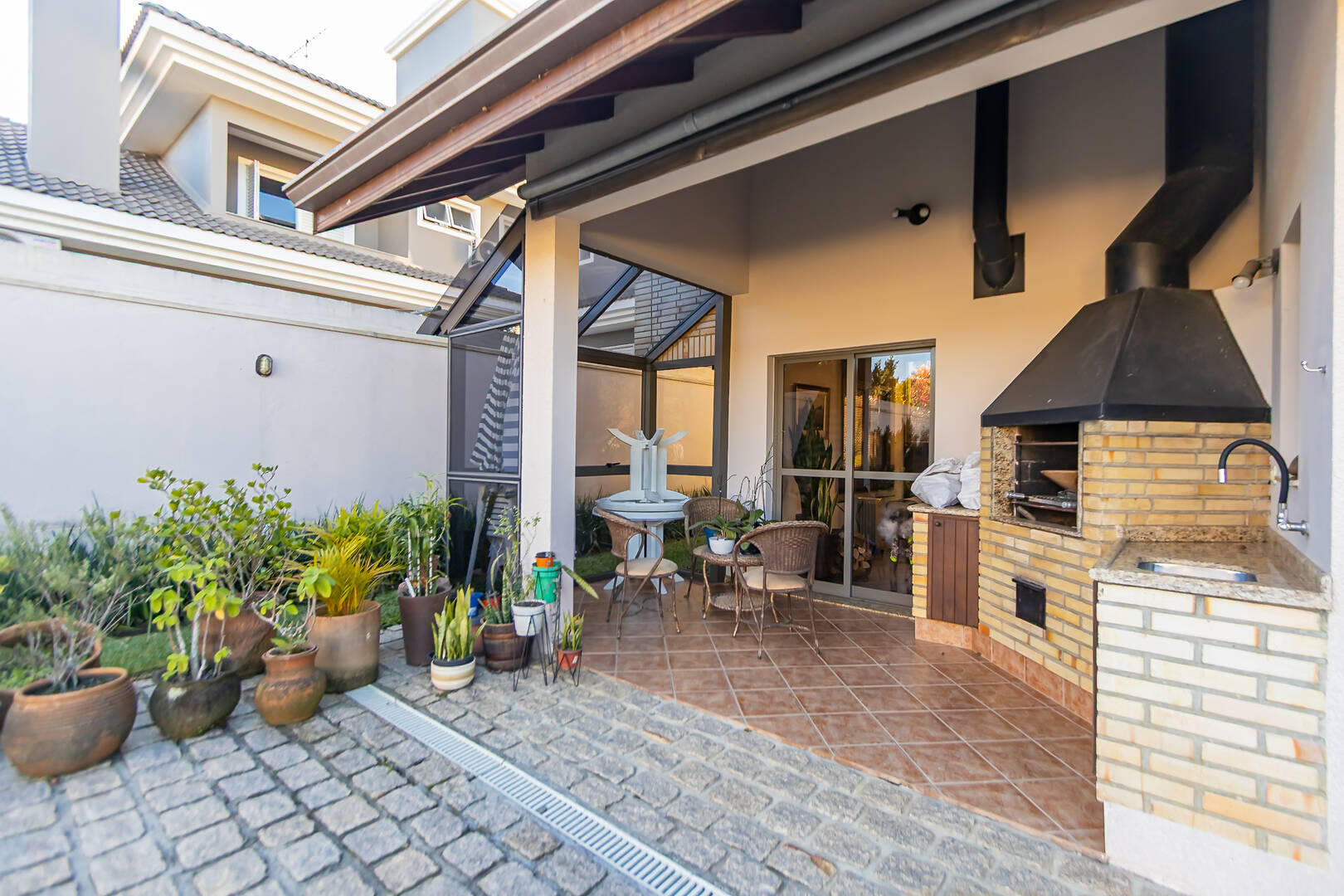 Casa à venda com 4 quartos, 278m² - Foto 17
