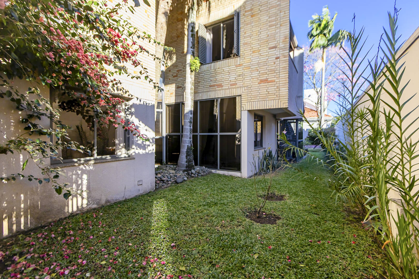 Casa à venda com 4 quartos, 278m² - Foto 21