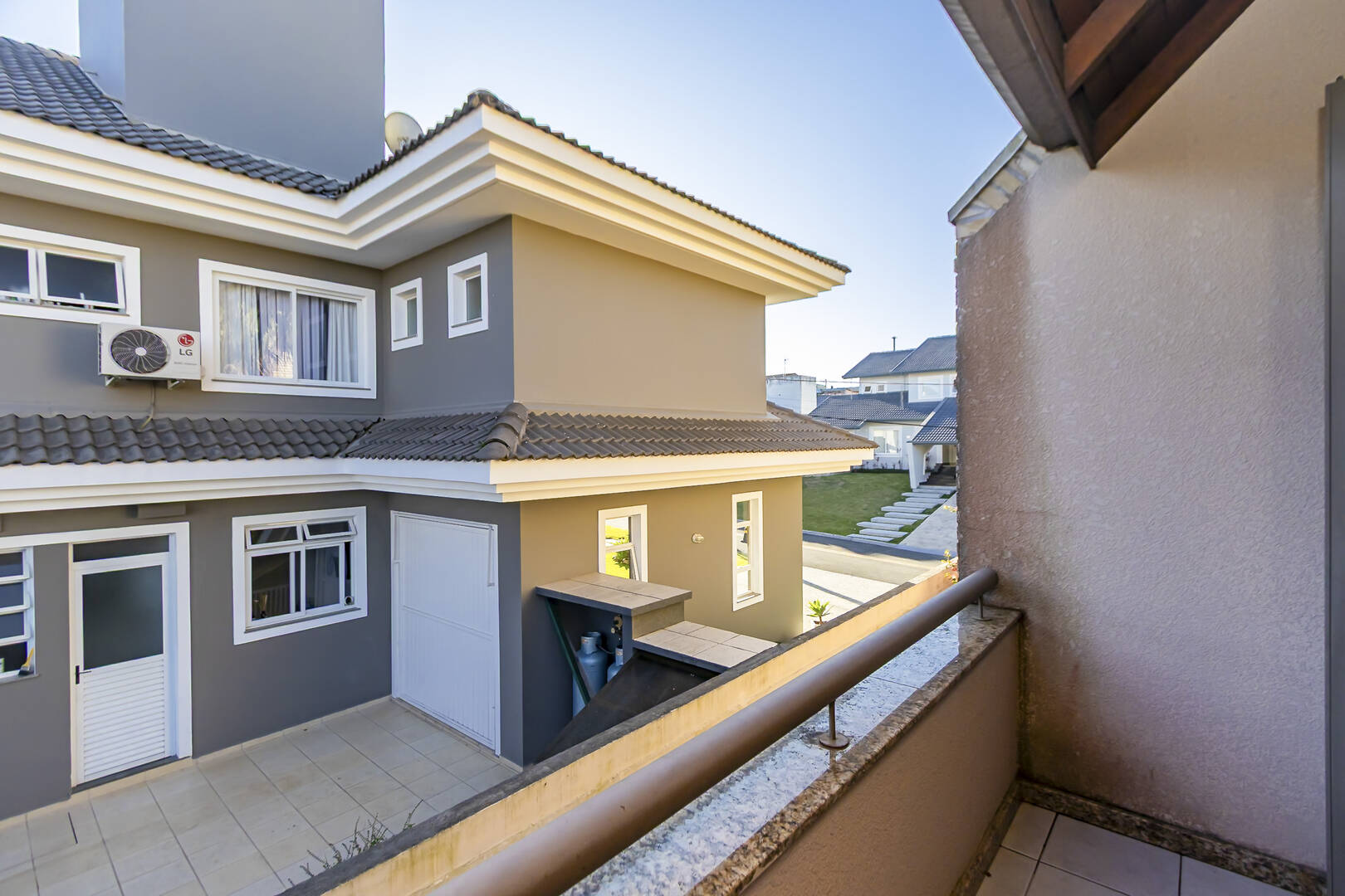 Casa à venda com 4 quartos, 278m² - Foto 37