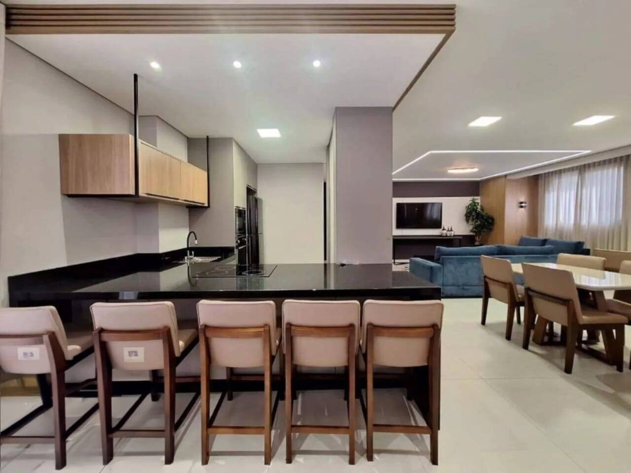 Apartamento para alugar com 4 quartos, 111m² - Foto 9