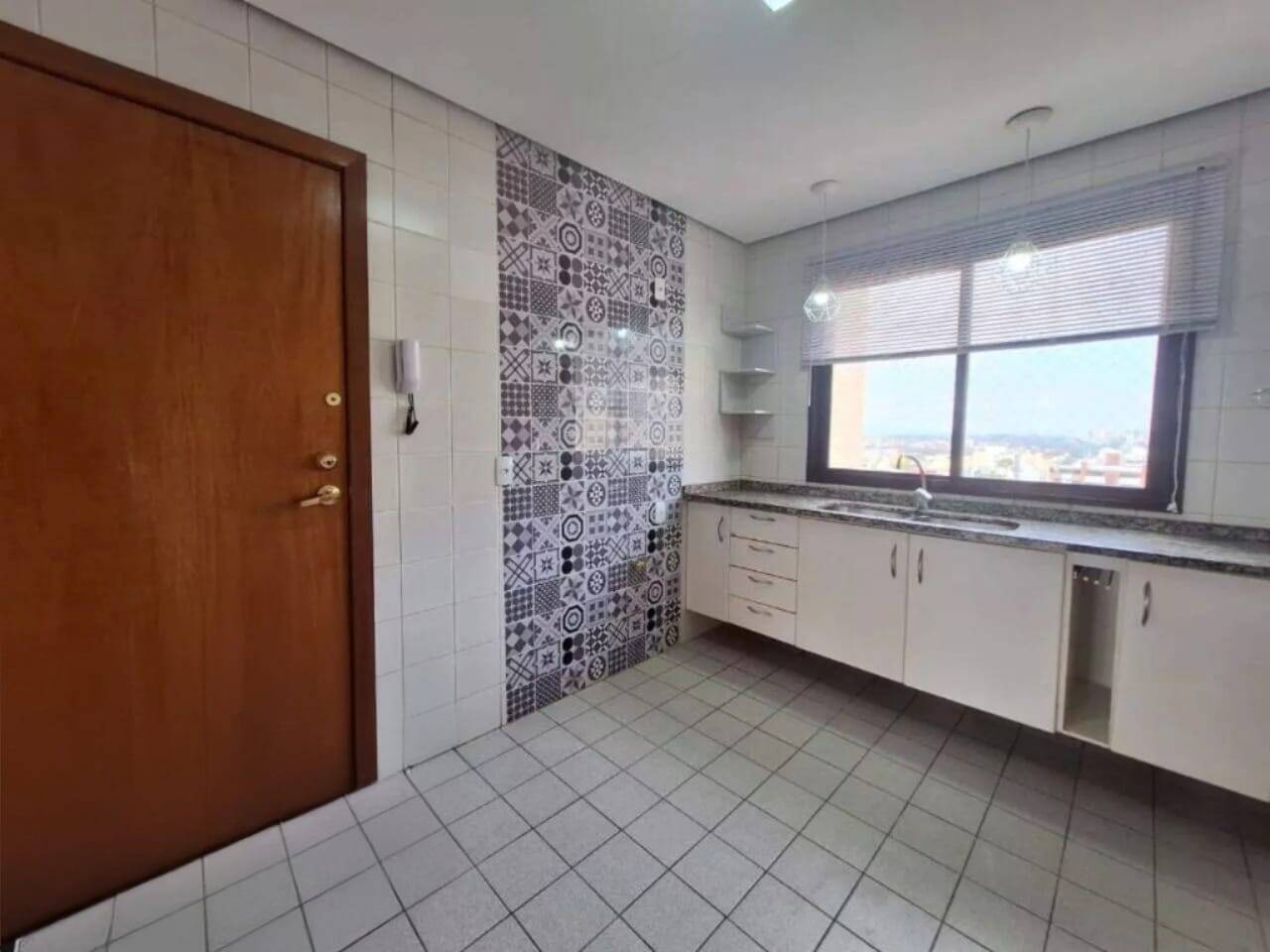 Apartamento para alugar com 4 quartos, 111m² - Foto 24