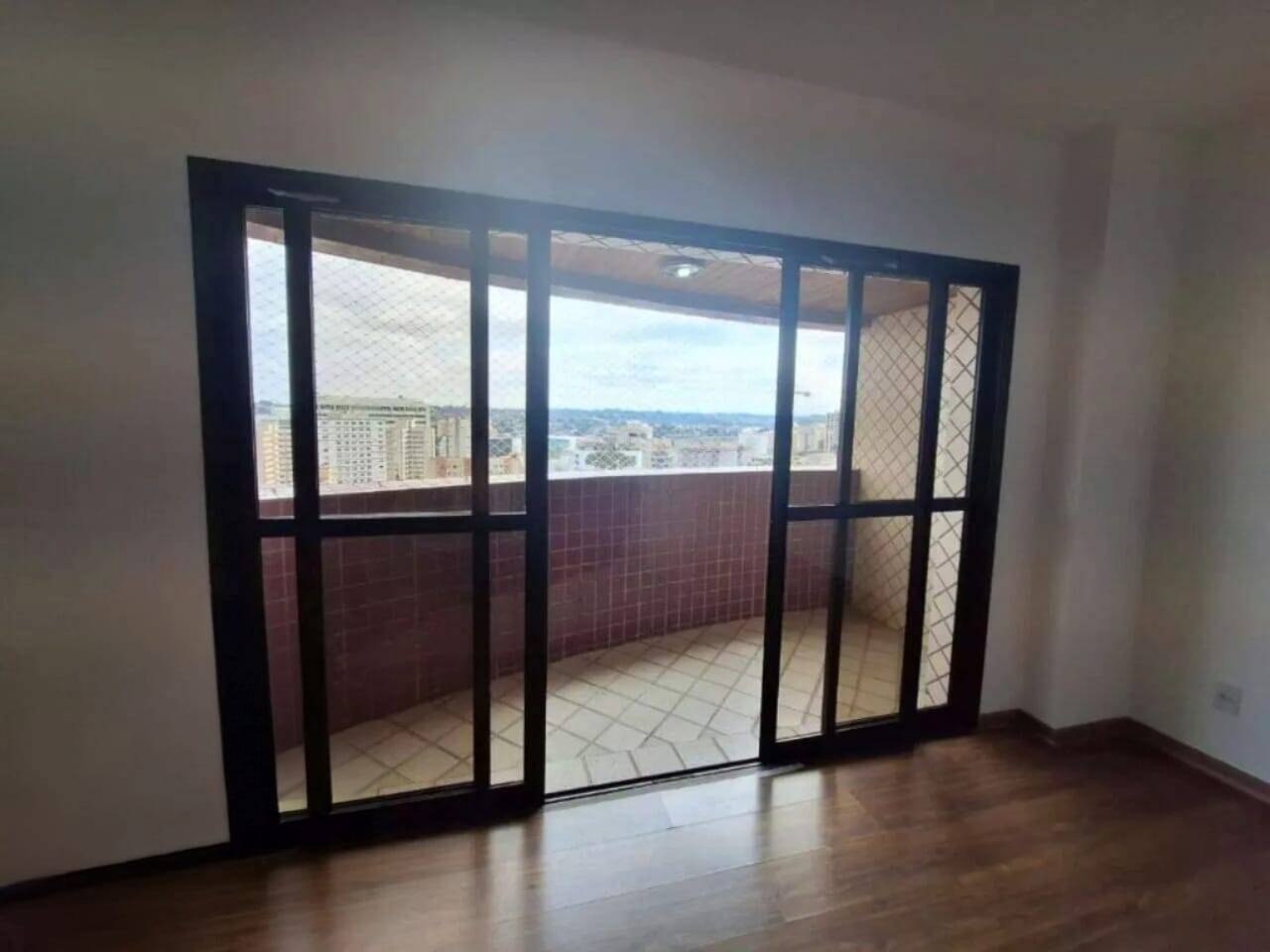 Apartamento para alugar com 4 quartos, 111m² - Foto 19