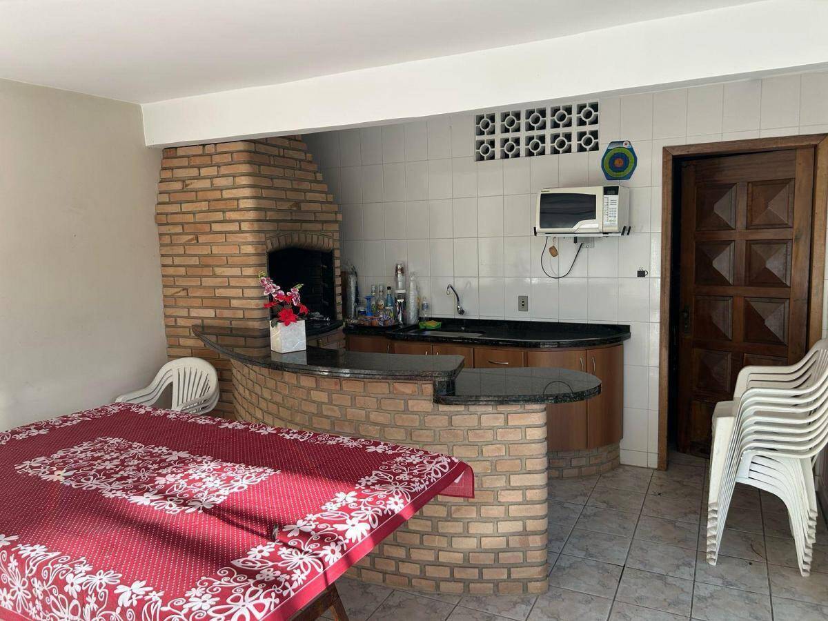 Casa à venda com 4 quartos, 309m² - Foto 6