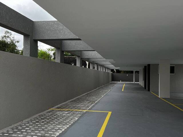 Apartamento para Venda em Pinhais - 4